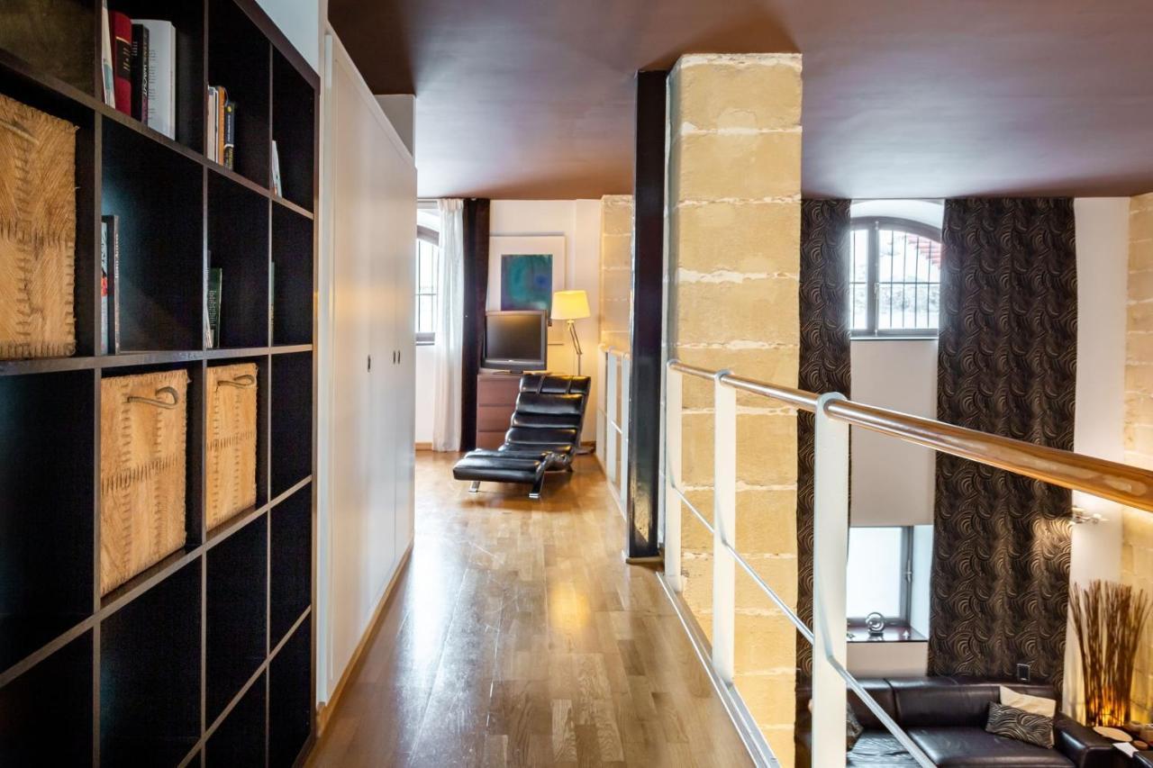 דירות חרז Artqhost Jerez Huge Loft & Free Parking מראה חיצוני תמונה