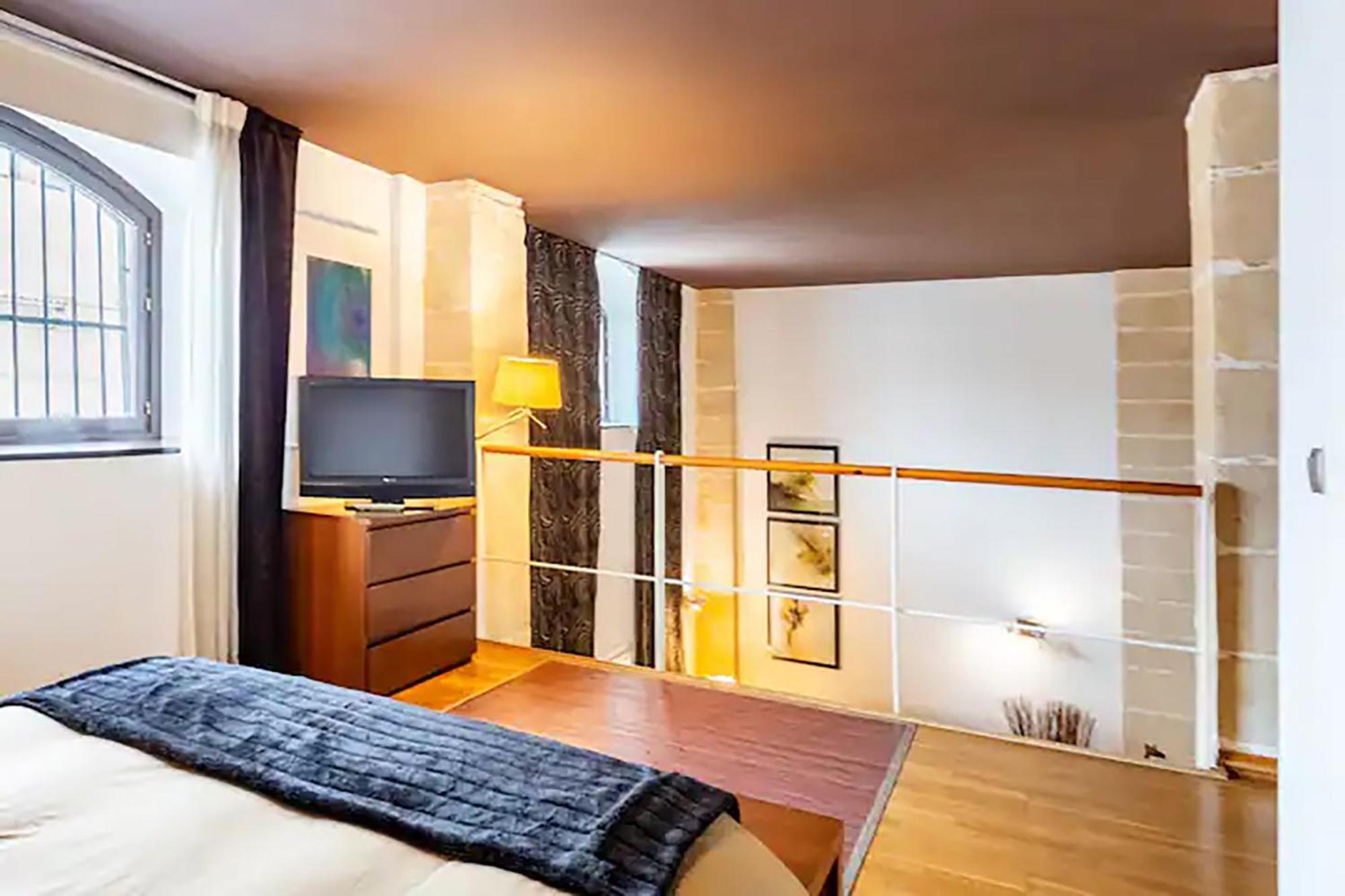 דירות חרז Artqhost Jerez Huge Loft & Free Parking מראה חיצוני תמונה